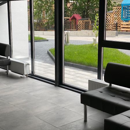 Люкс Апартаменти В Центрі Міста ,Жк Театральний Rivne Exterior foto