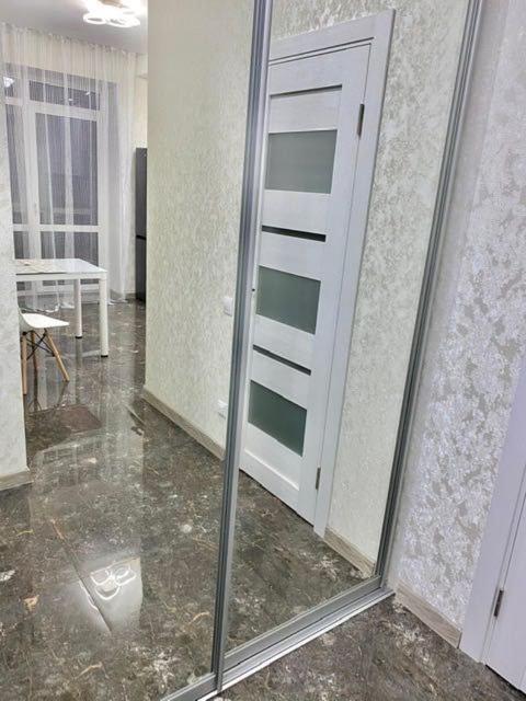 Люкс Апартаменти В Центрі Міста ,Жк Театральний Rivne Exterior foto